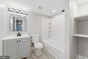 2201 N Locust St, Wilmington, DE 19802 - Photo 21