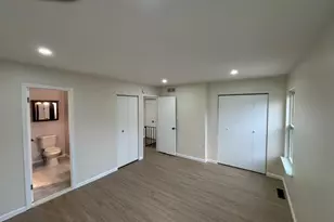 8 Honeysuckle Dr, Newark, DE 19702 - Photo 5