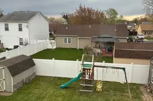 8 Honeysuckle Dr, Newark, DE 19702 - Photo 9