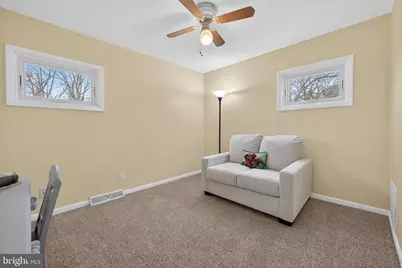 64 W Stephen Drive, Newark, DE 19713 - Photo 17