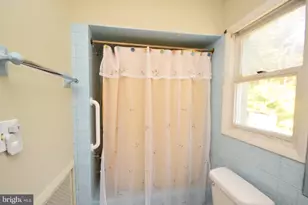 1811 W 5th St, Wilmington, DE 19805 - Photo 29