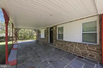 207 Rolling Green Avenue, New Castle, DE 19720 - Photo 11