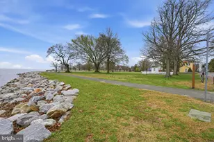 112 E 4th St, New Castle, DE 19720 - Photo 23