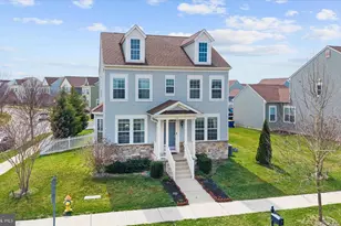 215 N Bayberry Pkwy, Middletown, DE 19709 - Photo 1