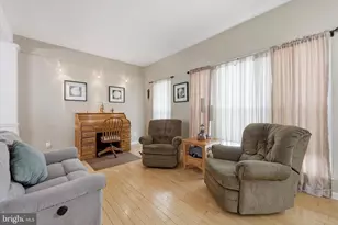 825 W Boxborough Dr, Wilmington, DE 19810 - Photo 3