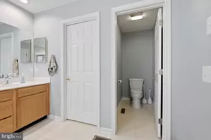 825 W Boxborough Dr, Wilmington, DE 19810 - Photo 27