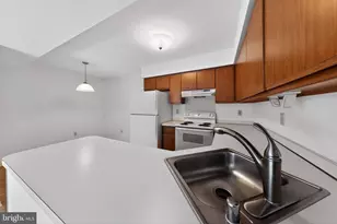 8 O Rourke Ct, Newark, DE 19702 - Photo 5