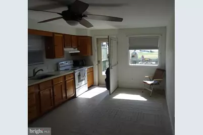 213 E 2nd Street, New Castle, DE 19720 - Photo 5