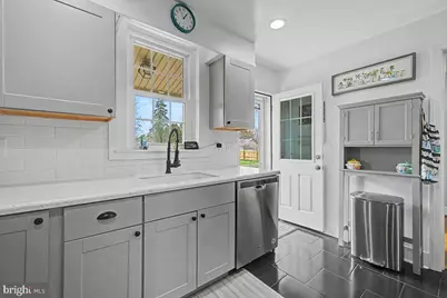 202 Llangollen Boulevard, New Castle, DE 19720 - Photo 15