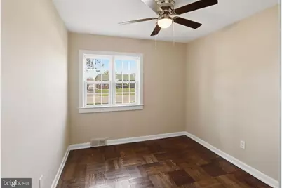 210 Bacon Avenue, New Castle, DE 19720 - Photo 9