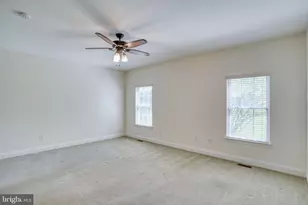 29 Devalinder Dr, Newark, DE 19702 - Photo 13