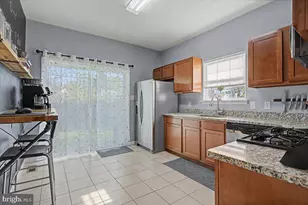 143 N Katrin Cir, New Castle, DE 19720 - Photo 9