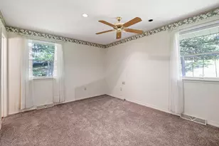 300 Suffolk Dr, Bear, DE 19701 - Photo 17