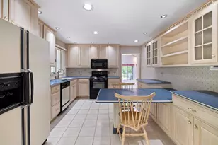 300 Suffolk Dr, Bear, DE 19701 - Photo 13