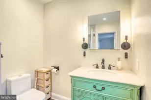 303 Hawthorne Dr, Wilmington, DE 19802 - Photo 23