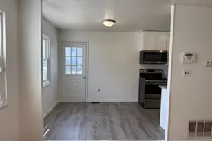 28 Keith St, Newark, DE 19713 - Photo 3