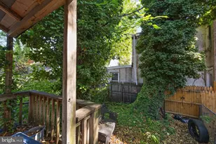 715 E 10th St, Wilmington, DE 19801 - Photo 9