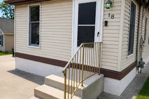 18 Newport Ave, New Castle, DE 19720 - Photo 1