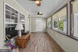 909 10th Ave, Wilmington, DE 19808 - Photo 3
