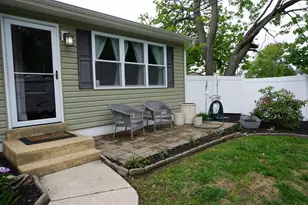202 Coral Reef Dr, Newark, DE 19713 - Photo 3