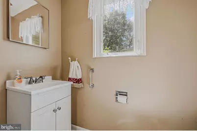 13 Chapel Hill Drive, Newark, DE 19711 - Photo 17