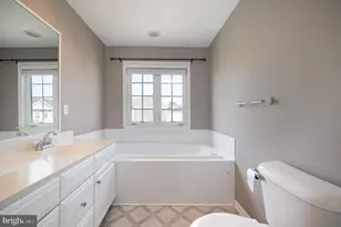326 Rockmeade Dr, Wilmington, DE 19810 - Photo 25