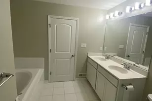 640 Jacobsen Cir, Newark, DE 19702 - Photo 13