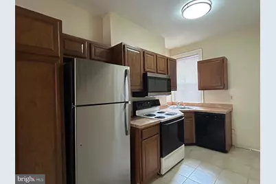 802 N Van Buren Street #1, Wilmington, DE 19806 - Photo 5