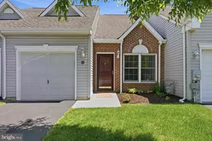 623 Kendall Dr, Bear, DE 19701 - Photo 1