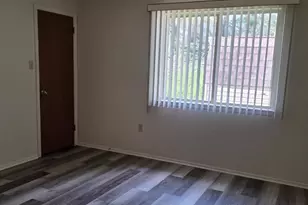 13 Honeysuckle Dr, Newark, DE 19702 - Photo 7
