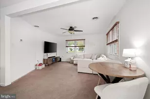 1611 W Willow Run Dr, Wilmington, DE 19805 - Photo 15