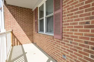 7 Laird Ln, New Castle, DE 19720 - Photo 3