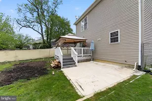 21 Lloyd St, Wilmington, DE 19804 - Photo 3