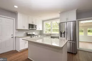 29 Beekman Rd, Wilmington, DE 19809 - Photo 1