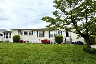 16 Lee Dr, Wilmington, DE 19808 - Photo 1