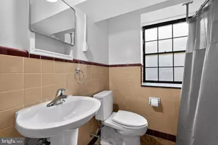 1305 N Broom St, Wilmington, DE 19806 - Photo 33