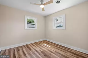 22 Memorial Dr, New Castle, DE 19720 - Photo 17