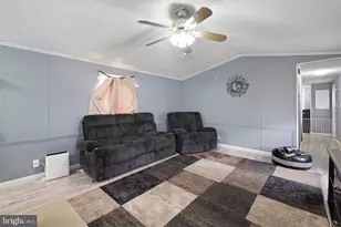 29 W Reybold Dr, Middletown, DE 19709 - Photo 3