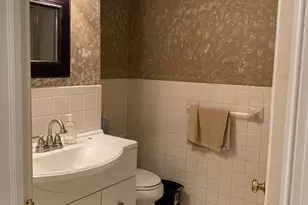 1319 W 10th St, Wilmington, DE 19806 - Photo 17