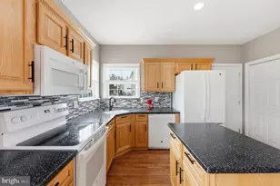 308 Waterview Dr, New Castle, DE 19720 - Photo 17