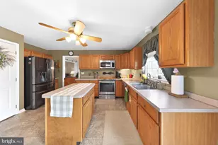 6 Biltmore Ct, Bear, DE 19701 - Photo 9