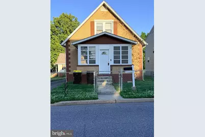 402 West Avenue, New Castle, DE 19720 - Photo 1
