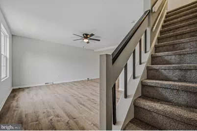 217 W Edgewater Way, Newark, DE 19702 - Photo 5