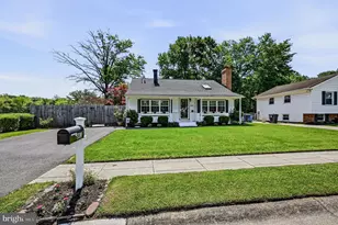 881 Broadfield Dr, Newark, DE 19713 - Photo 3