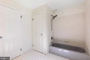 293 Chippenham Ln, Hockessin, DE 19707 - Photo 21