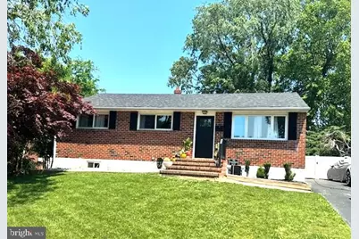 5 Holly Drive, New Castle, DE 19720 - Photo 1