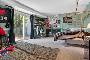 726 Plumtree Ln, Claymont, DE 19703 - Photo 19