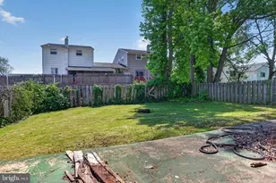 726 Plumtree Ln, Claymont, DE 19703 - Photo 27