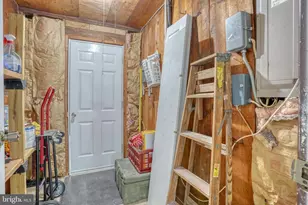 2 Meadow Ln, Newark, DE 19713 - Photo 17