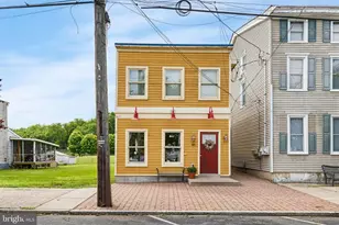 46 Clinton St, Delaware City, DE 19706 - Photo 1